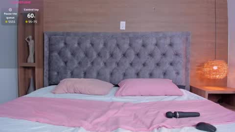 01victoria online show from May 18, 1:06 pm