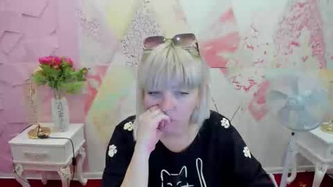 06angel online show from October 8, 11:25 am