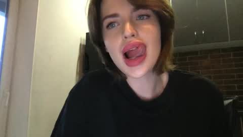 DOVE online show from December 11, 1:06 pm