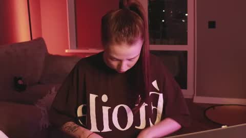 Lily 3 online show from July 16, 8:13 pm