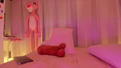 laiaa rivas online show from March 2, 5:08 am