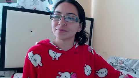 paola online show from May 13, 9:09 pm