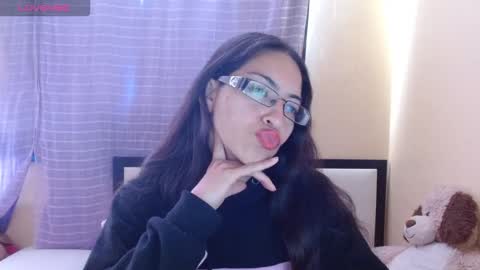 paola online show from October 14, 11:18 pm