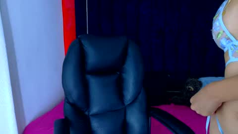 Isabella online show from May 16, 11:42 am