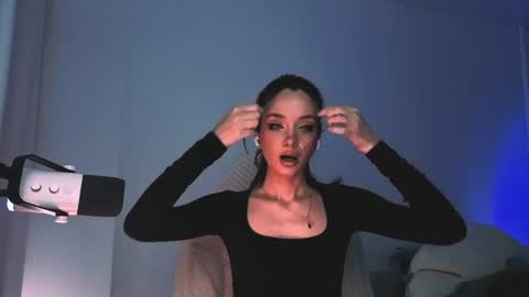 Sasha weekend from 14 to 27 November online show from April 6, 7:48 pm