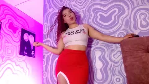 Violeta online show from May 17, 1:38 am