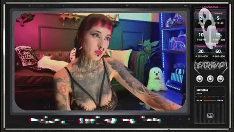 Juune online show from February 26, 8:08 pm