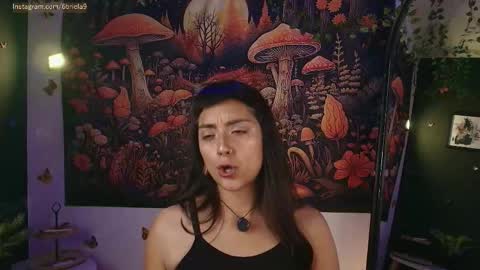 B R I E L A  online show from May 5, 4:59 am