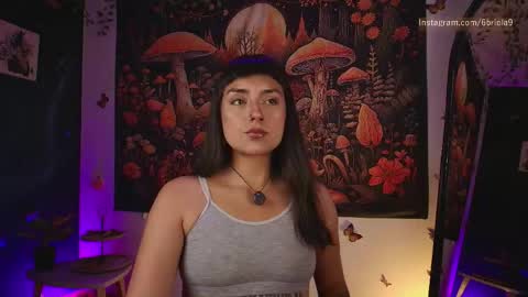 B R I E L A  online show from May 21, 3:26 am