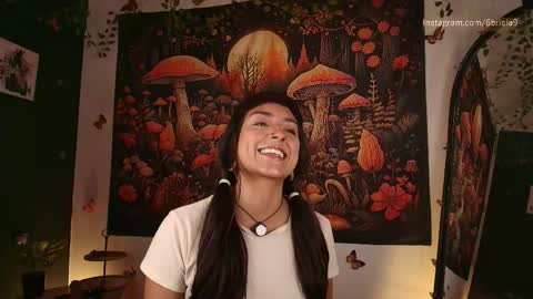 B R I E L A  online show from May 17, 4:44 am