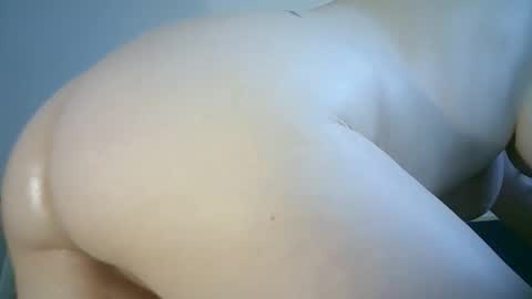 Lilu online show from May 25, 10:47 am