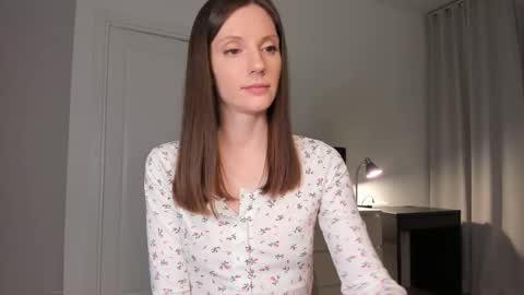 Anna online show from March 17, 8:13 pm