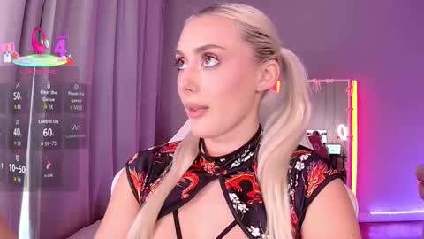 Loren Wood online show from March 22, 3:51 pm