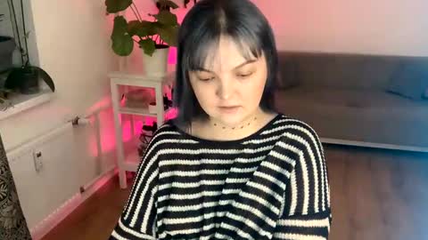 Ivy online show from January 16, 5:01 pm
