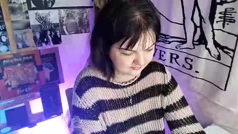 Ivy online show from October 2, 4:28 am