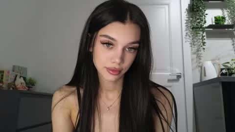 KARINA online show from May 6, 1:15 pm