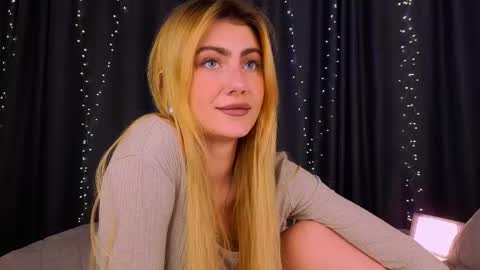 Willow online show from May 19, 1:56 am