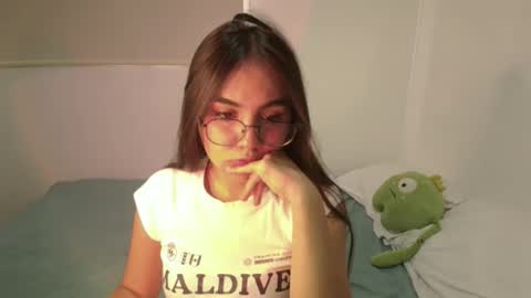 abby 3 online show from April 8, 5:48 pm