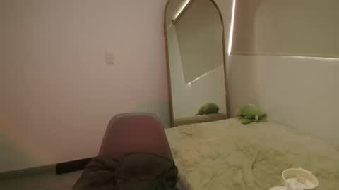 abby 3 online show from March 4, 7:09 pm