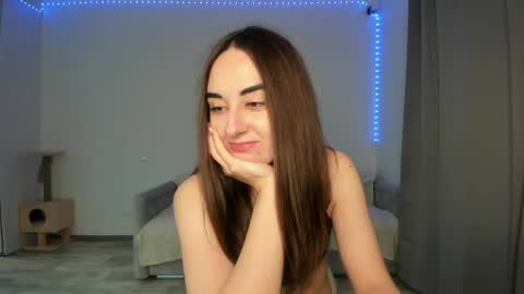      online show from April 8, 9:28 pm