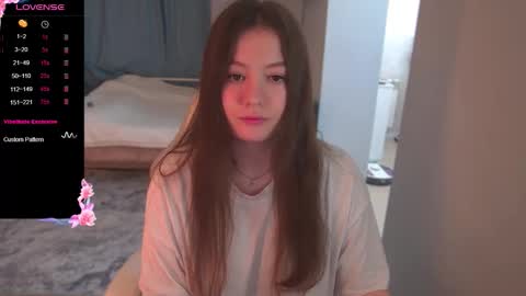 Emy and Alice online show from October 23, 6:41 am