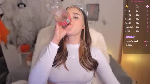 _allisongomez online show from October 24, 2:40 am