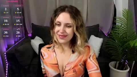 _amymoore online show from July 7, 6:47 am
