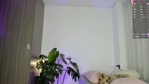 Snapshot of _anaelacb chatting on October 4, 1:55 am Anaela online show from October 4, 1:55 am