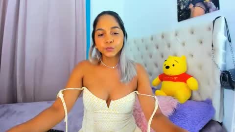 Analia online show from February 1, 12:40 am