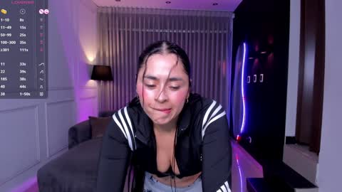 Ana online show from December 20, 7:17 pm