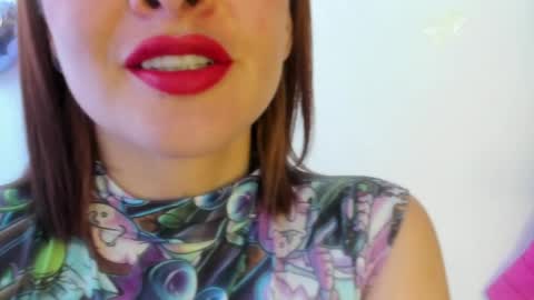 antonia online show from May 14, 2:45 pm