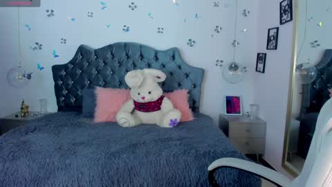 antonnela online show from January 17, 2:07 pm
