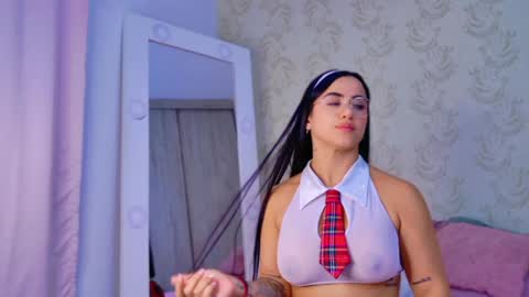 Queen Cruz online show from March 20, 2:38 am