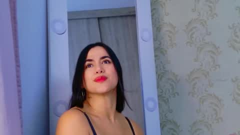 Queen Cruz online show from March 27, 2:24 am