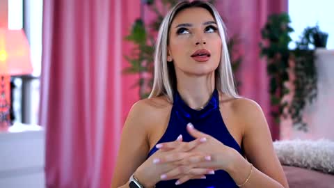 Arielle online show from January 4, 9:00 am