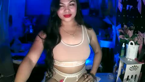 _asianslutyymikha_ online show from April 13, 5:47 pm