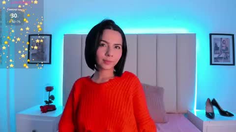 _aurora_collins_ online show from April 22, 2:25 pm