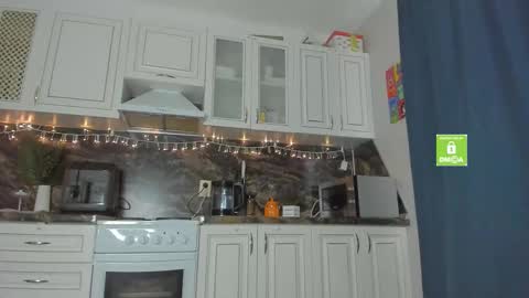 Olivia online show from November 21, 6:04 am