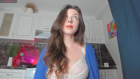 Snapshot of _axolot_ chatting on December 20, 10:32 pm Olivia online show from December 20, 10:32 pm