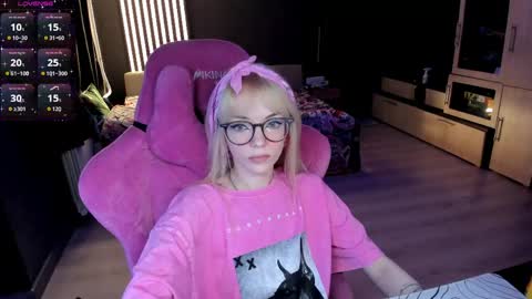 Olivia Subscribe to my Fansly -   online show from May 20, 11:24 pm