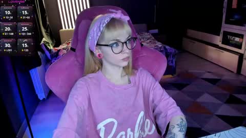 Olivia Subscribe to my Fansly -   online show from May 6, 8:13 pm