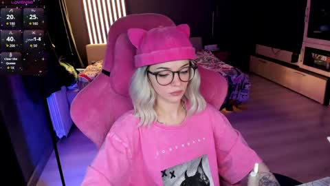 Olivia Subscribe to my Fansly -   online show from May 16, 11:37 pm
