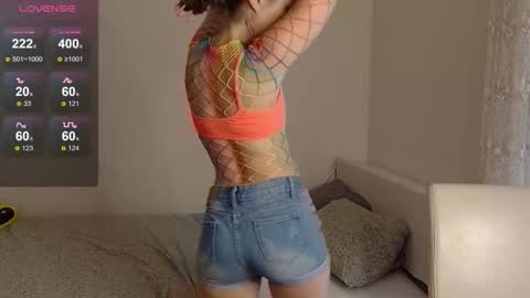 Laura online show from October 13, 8:39 am