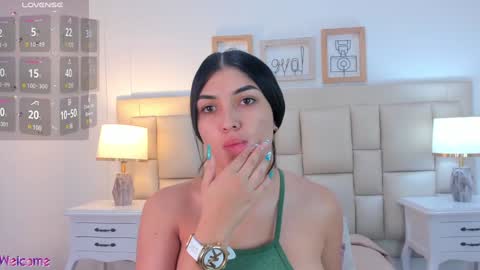 Brenda  online show from January 16, 11:37 am