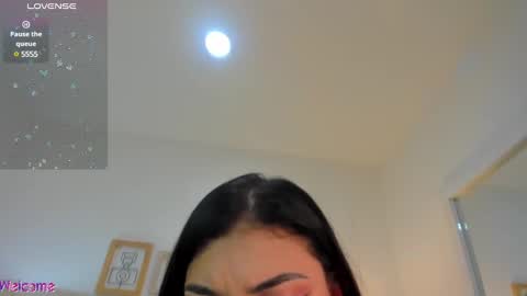 Brenda  online show from December 19, 7:40 pm