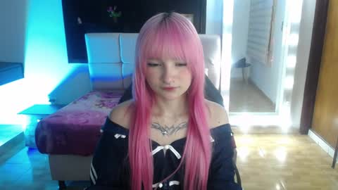 _charlotte_collins_ online show from May 1, 2:42 pm