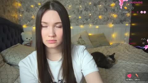 _chloe_miller_ online show from February 28, 5:26 pm