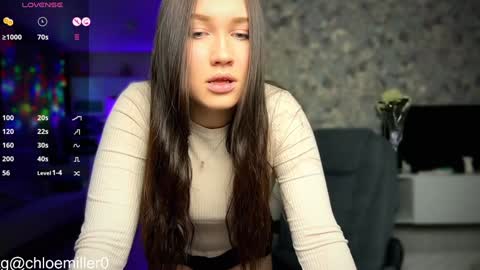 _chloe_miller_ online show from January 22, 6:10 pm