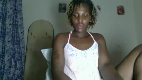 clara online show from May 24, 11:42 am