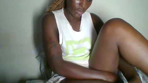 clara online show from February 20, 7:08 pm